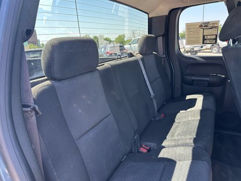 Used 2013 Chevrolet Silverado 2500 LT w/ Interior Plus Package AWD/4WD image 25