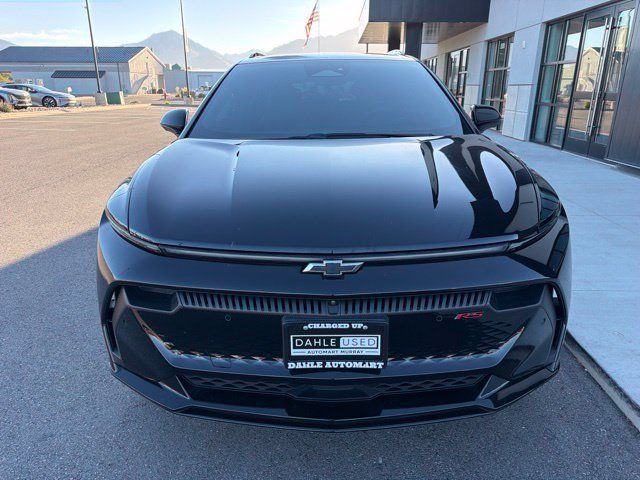 Used 2024 Chevrolet Equinox EV RS FWD image 2