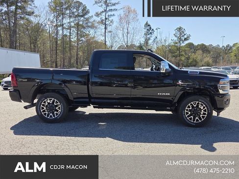 New 2026 RAM 2500 Limited AWD/4WD image 14