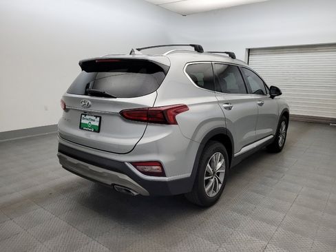 Used 2020 Hyundai Santa Fe SEL w/ Convenience Package FWD image 9