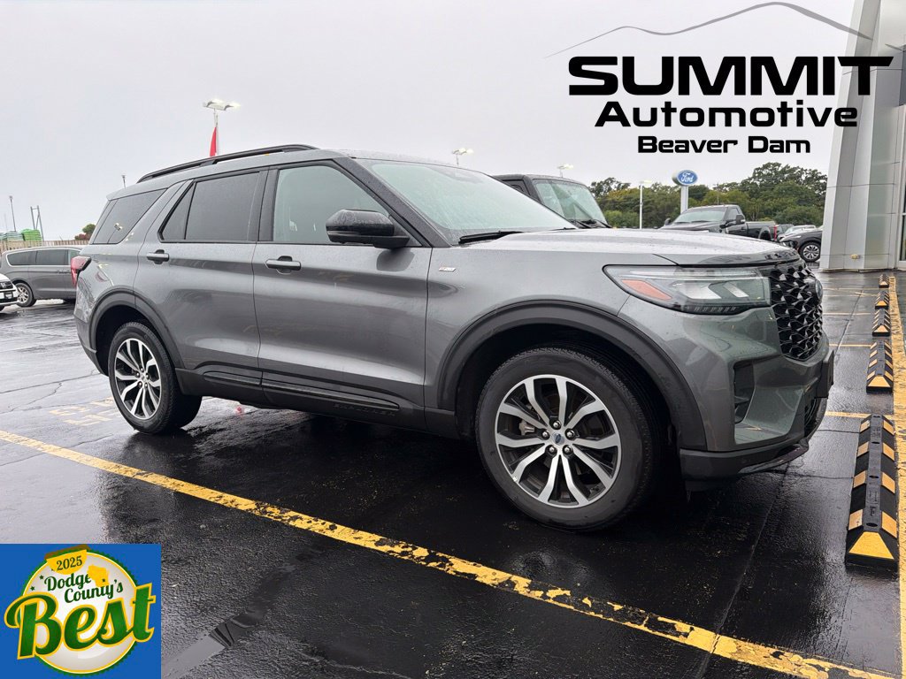 Used 2025 Ford Explorer ST-Line AWD/4WD image 1