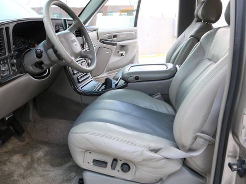 Used 2001 GMC Yukon XL Denali AWD/4WD image 87