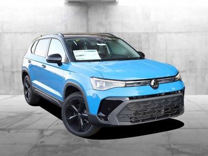 New 2025 Volkswagen Taos SE