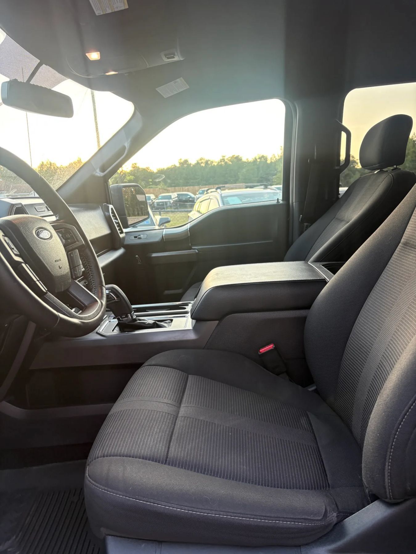 Used 2017 Ford F150 XLT w/ Equipment Group 302A Luxury AWD/4WD image 11