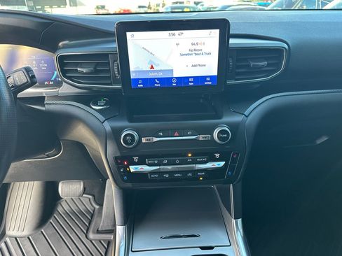 Used 2020 Ford Explorer ST image 28