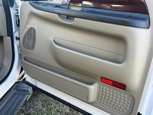 Used 2007 Ford F350 XL image 21