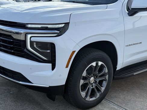 New 2026 Chevrolet Suburban LS image 2