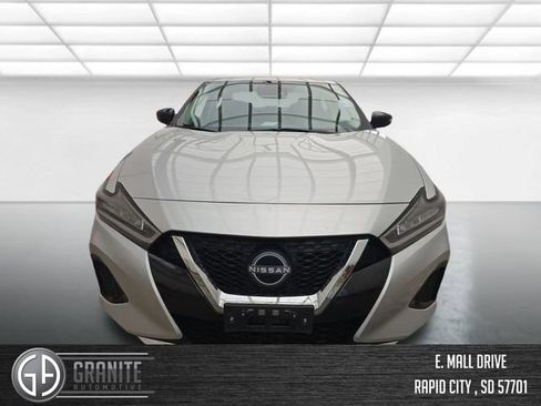 Used 2023 Nissan Maxima SV w/ Floor Mat Group image 2
