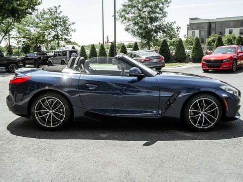 Used 2019 BMW Z4 sDrive30i w/ Convenience Package RWD image 4