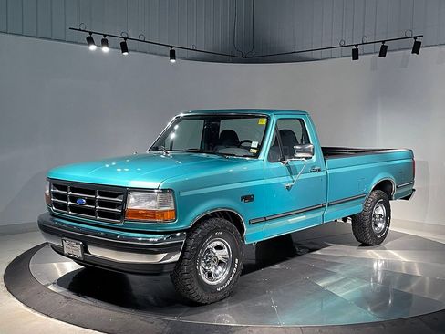 Used 1995 Ford F150 2WD Regular Cab image 2