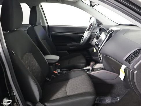 Used 2024 Mitsubishi Outlander Sport ES AWD/4WD image 17