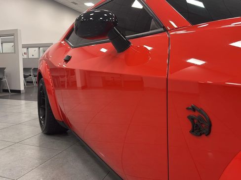 Used 2023 Dodge Challenger SRT Hellcat RWD image 8