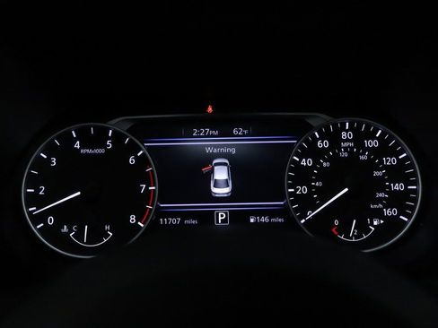 Certified 2025 Nissan Sentra SV image 24