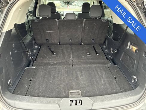 Used 2025 Ford Explorer Active AWD/4WD image 40