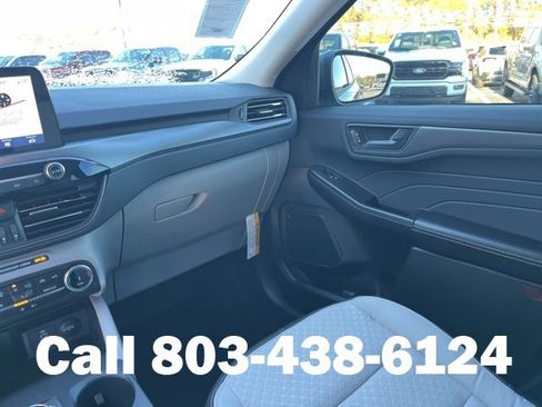 New 2026 Ford Escape Active image 18