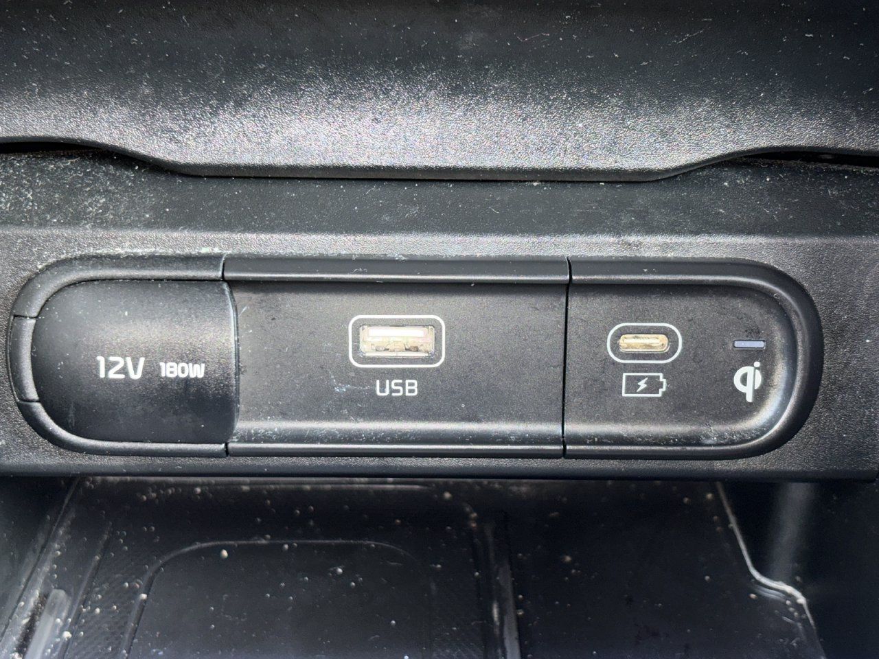 Used 2025 Kia Telluride S FWD image 8