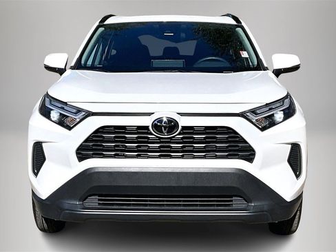 Used 2024 Toyota RAV4 XLE image 3