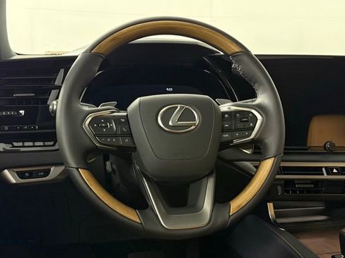 New 2026 Lexus RX 450h AWD image 24