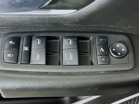 Used 2023 RAM 1500 Big Horn image 15