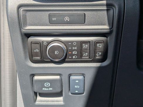 New 2025 Ford F150 Platinum w/ FX4 Off-Road Package image 22