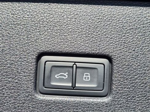 New 2026 Audi Q8 Premium Plus image 30