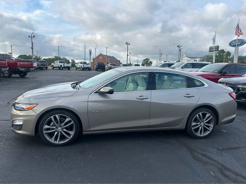 Used 2024 Chevrolet Malibu LT image 1