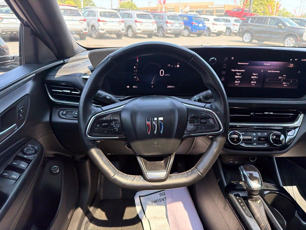 Used 2025 Buick Envista Sport Touring w/ Convenience I Package FWD image 43