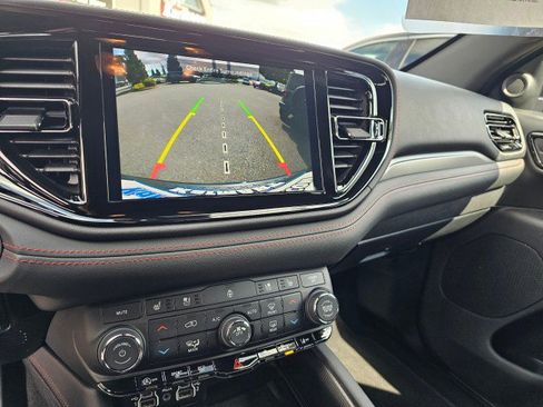 Used 2023 Dodge Durango GT image 37