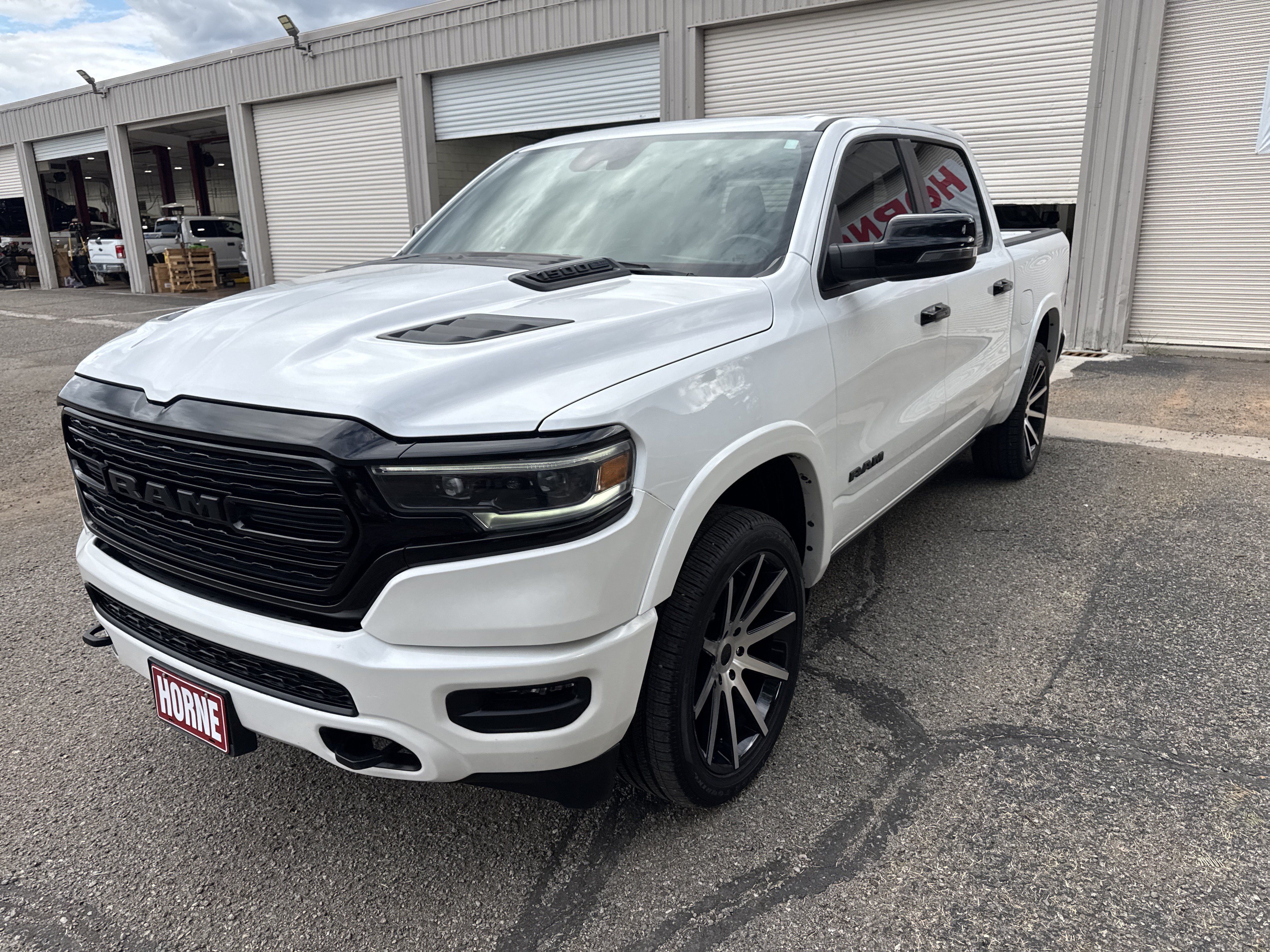 Used 2023 RAM 1500 Limited w/ Night Edition AWD/4WD image 3