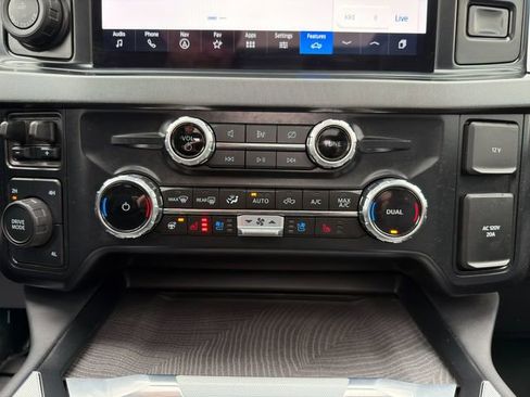 Used 2024 Ford F450 Platinum w/ FX4 Off-Road Package image 40