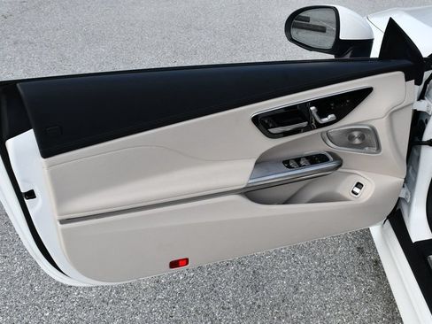 Used 2024 Mercedes-Benz CLE 300 4MATIC Cabriolet image 11