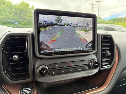 Used 2023 Ford Bronco Sport Outer Banks AWD/4WD image 17