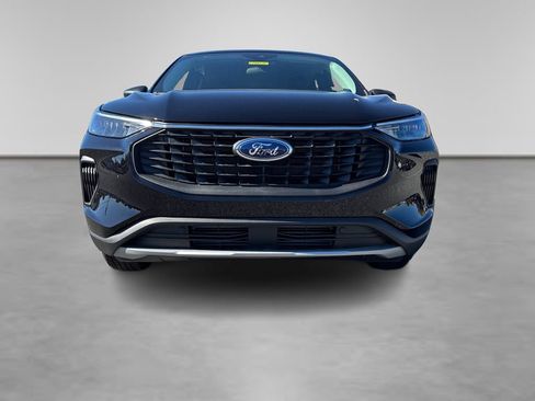 Certified 2025 Ford Escape Active w/ Cold Weather Package image 15