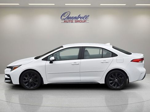 Used 2024 Toyota Corolla SE image 7