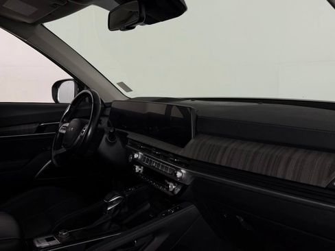 Used 2023 Kia Telluride EX w/ EX Captain's Chair Package AWD/4WD image 35