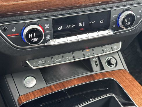 Used 2023 Audi Q5 2.0T Premium w/ Convenience Package image 32