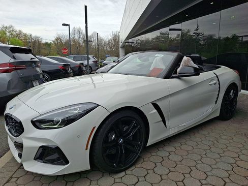 New 2026 BMW Z4 sDrive30i w/ Premium Package RWD image 2