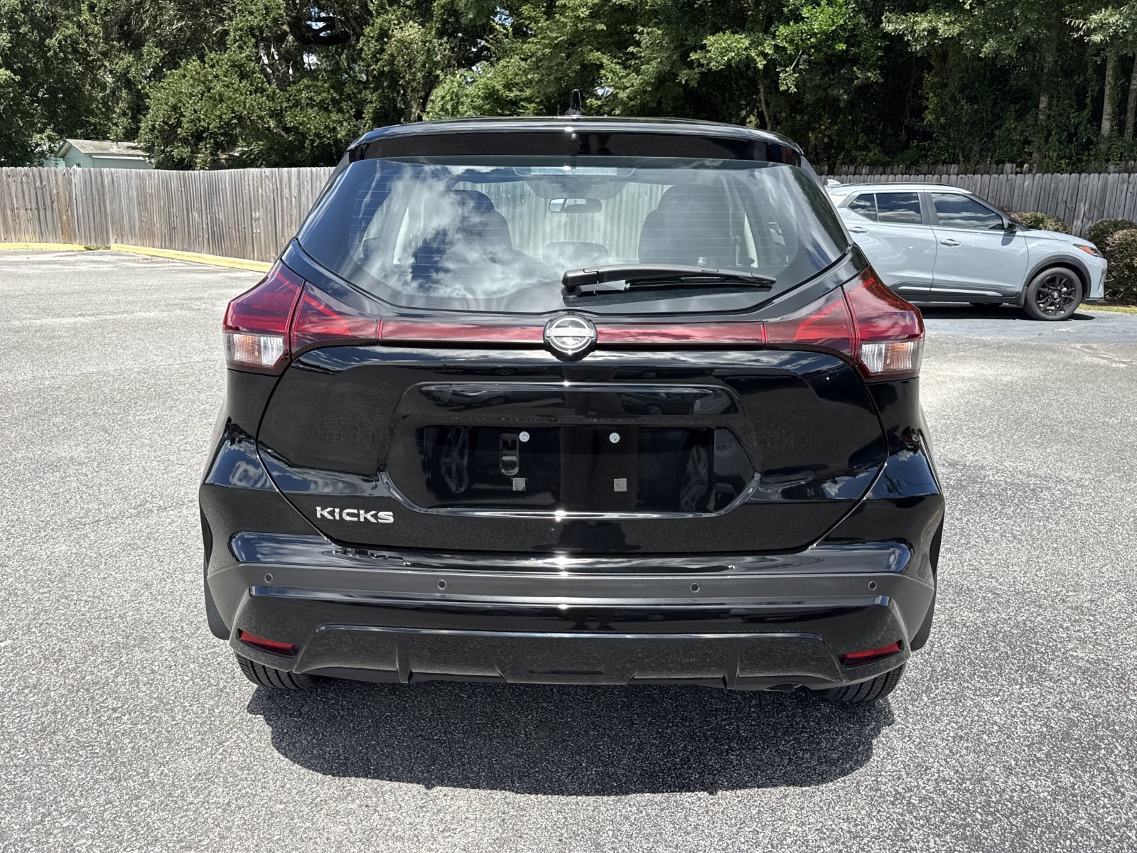 Used 2024 Nissan Kicks S FWD image 4