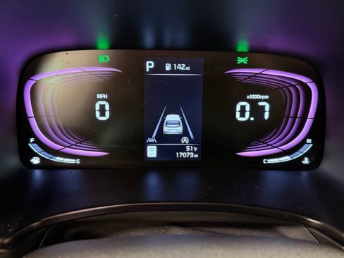 Used 2024 Kia Soul LX image 23