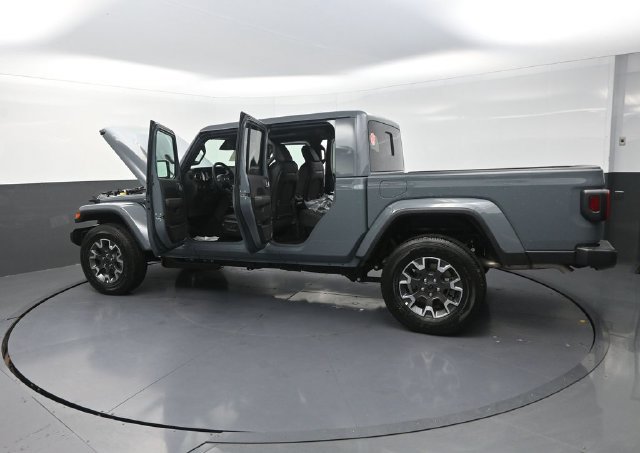 New 2026 Jeep Gladiator Sport AWD/4WD image 33