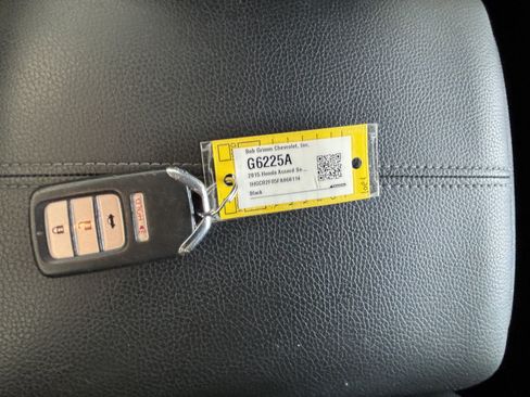 Used 2015 Honda Accord EX-L image 19