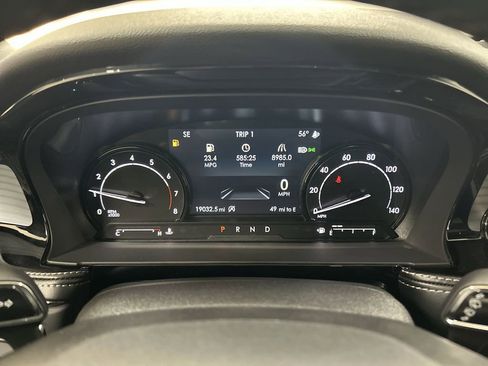 Used 2022 Lincoln Corsair AWD w/ Premium Package image 15