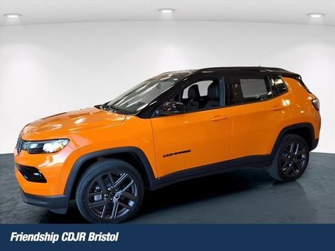 New 2026 Jeep Compass Limited AWD/4WD image 1
