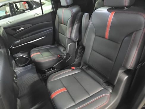 New 2026 Chevrolet Traverse RS w/ LPO, Floor Liner Package AWD/4WD image 16