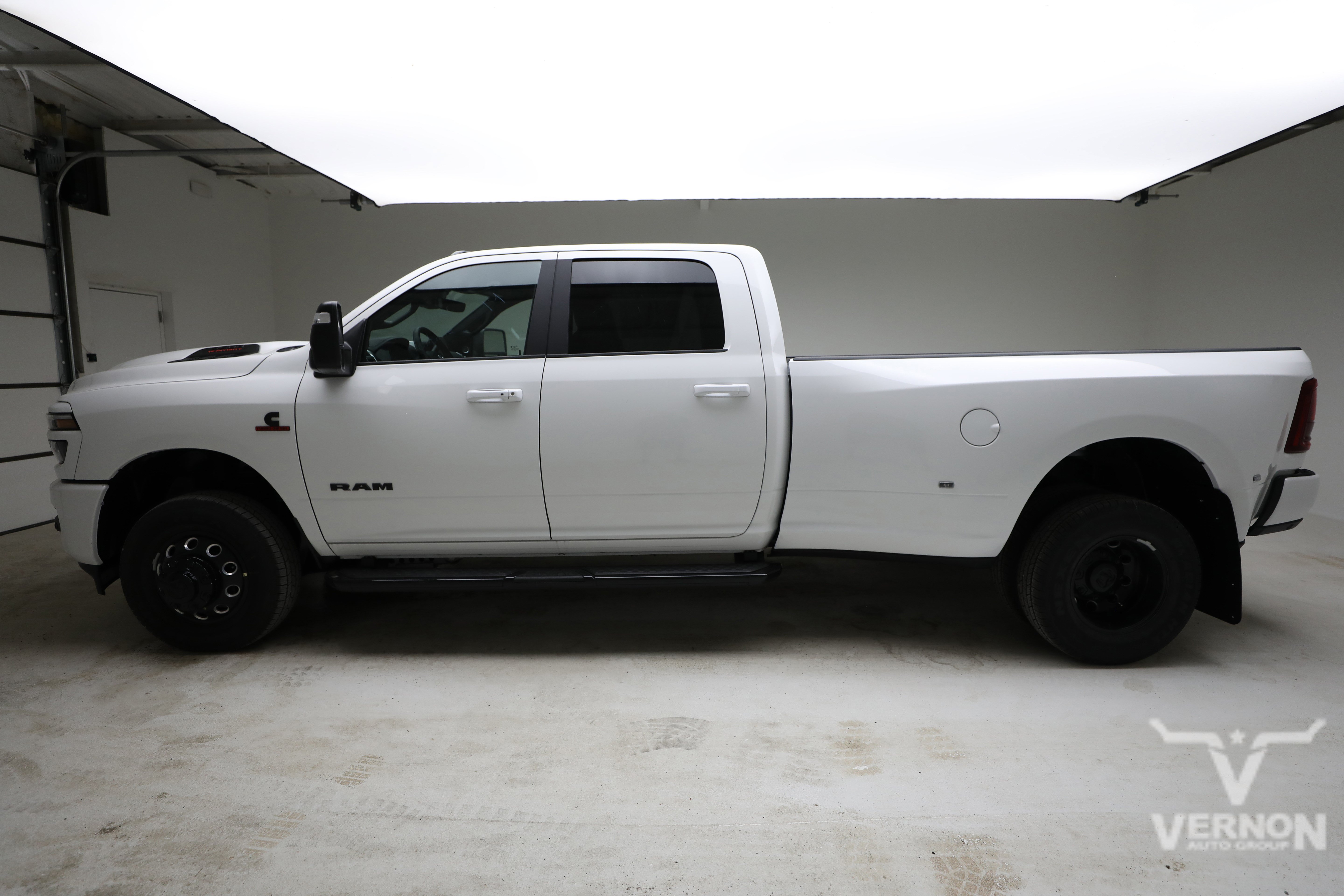 New 2026 RAM 3500 Laramie AWD/4WD image 2