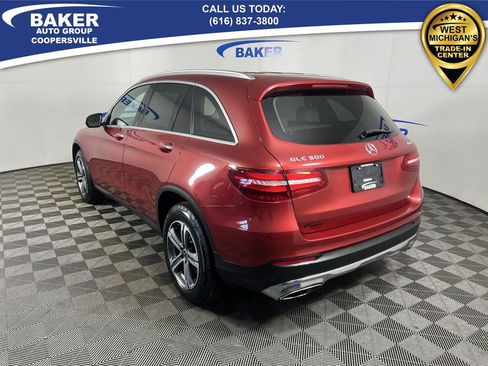 Used 2019 Mercedes-Benz GLC 300 4MATIC image 7