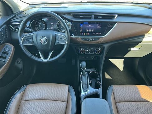 Used 2020 Buick Encore GX Essence w/ Advanced Technology Package image 4