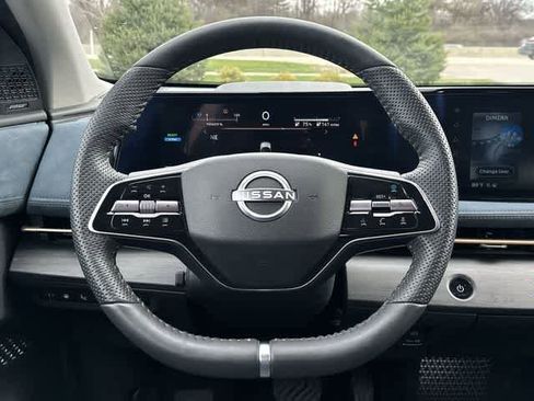 Used 2024 Nissan Ariya PLATINUM+ image 8