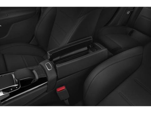 Used 2023 Mercedes-Benz CLA 250 4MATIC image 17