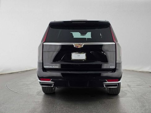 Certified 2024 Cadillac Escalade ESV Premium Luxury Platinum AWD/4WD image 4